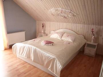 Фото номера Люкс для новобрачных Гостевой дом Guest House Kalnu pūpoli г. Šengeida 2
